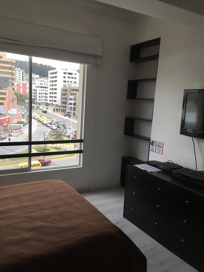 Suites Parque Real Quito Exteriör bild