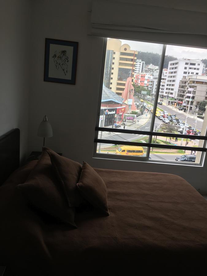 Suites Parque Real Quito Exteriör bild