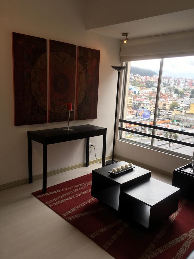 Suites Parque Real Quito Exteriör bild