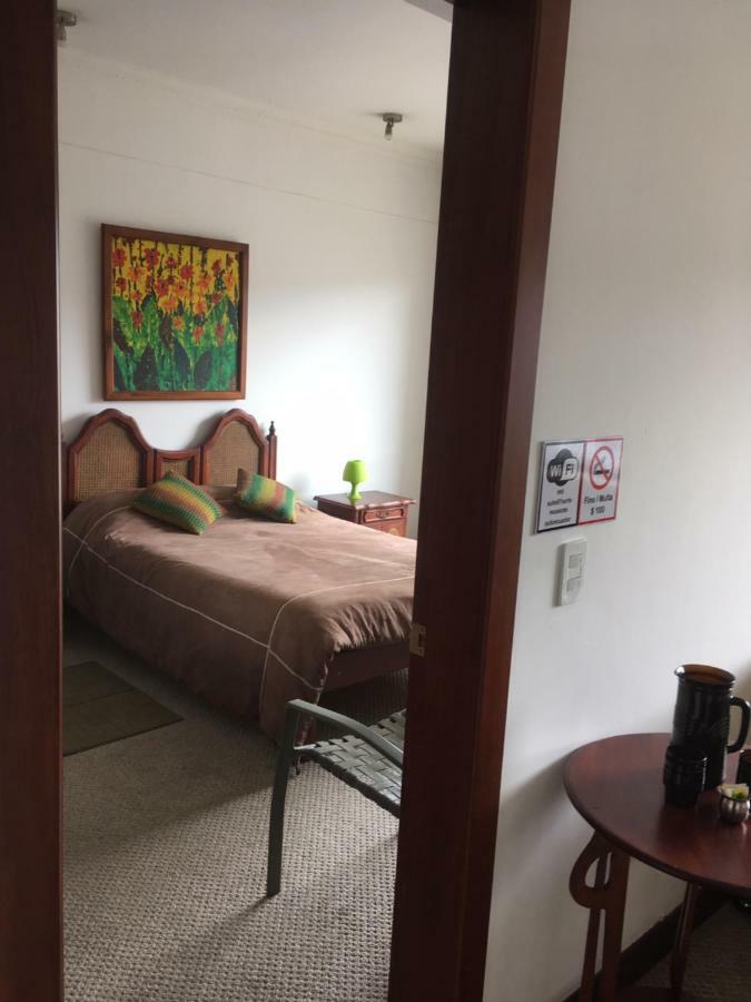 Suites Parque Real Quito Exteriör bild